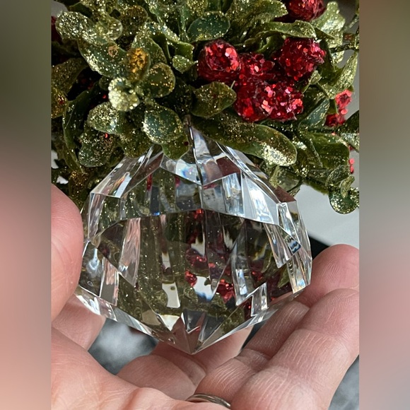 New Kissing Krystals Christmas Legend Of The Mistletoe Ornament Tii Collection - Picture 9 of 12